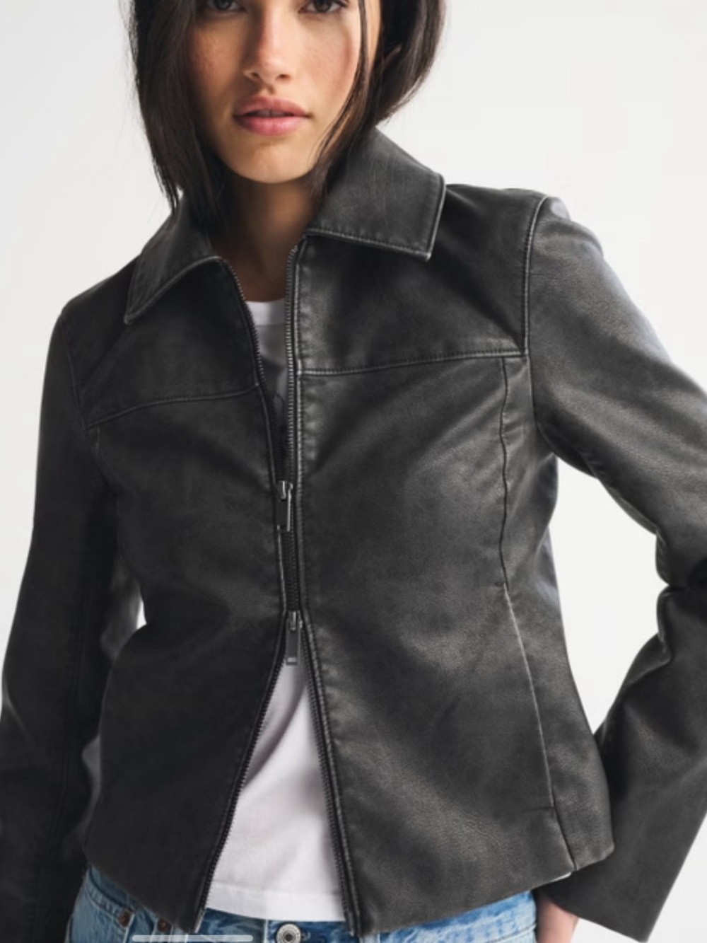 Abercrombie and fitch slim fit vegan leather jacket - Picture 2 of 8